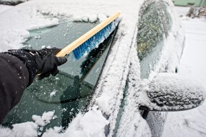 cleaning vehicle in winter